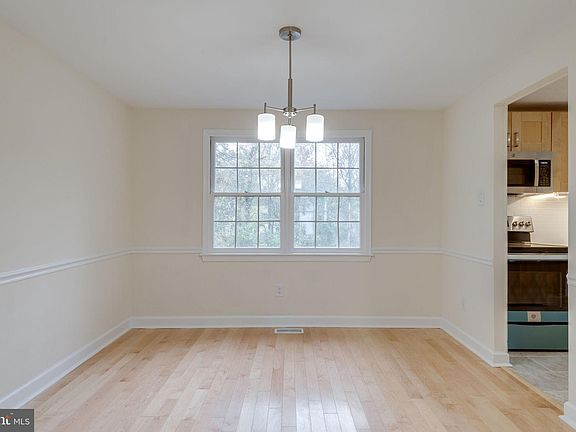 4th image of 2609 Claxton Dr