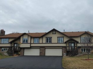 15741 Griffon Ct, Apple Valley, MN 55124