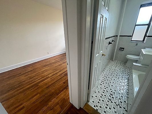 5th image of 32-30 30th St #2B