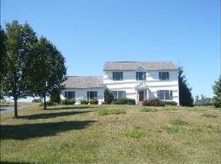 51 Oaktree Rd, Hummelstown, PA 17036