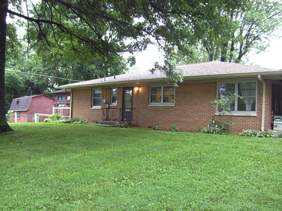 2nd image of 3536 Tulip Dr