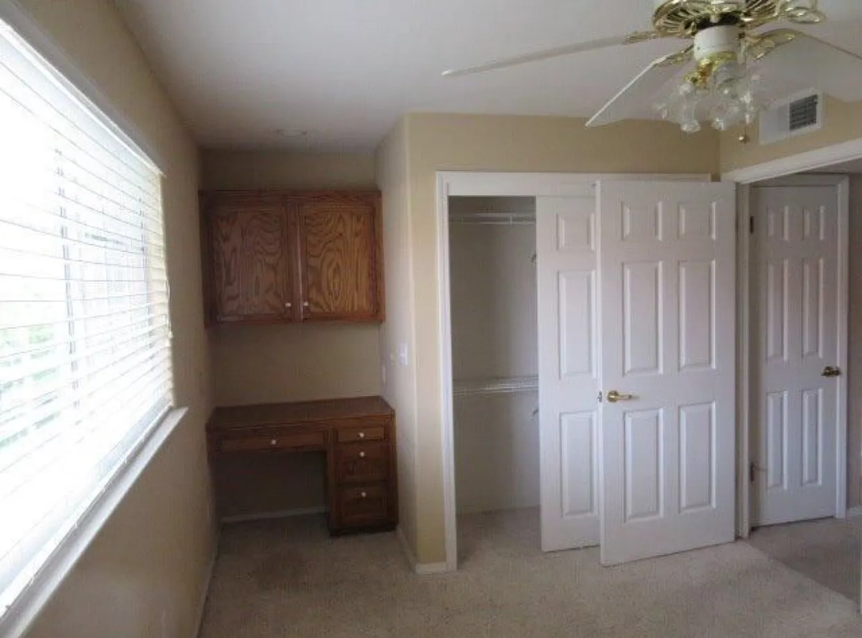 2 bed, 1200 sqft, $1,795 — Photo 4