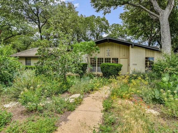 1700 Westmoor Dr, Austin, TX 78723