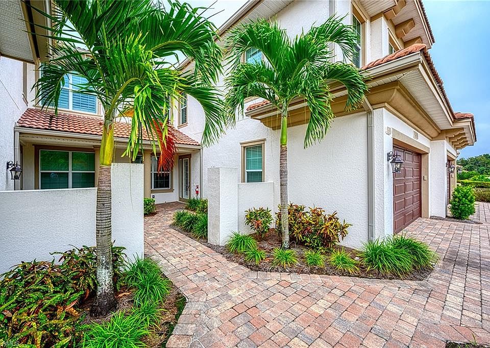 1st image of 7805 Hawthorne Dr Unit 2602