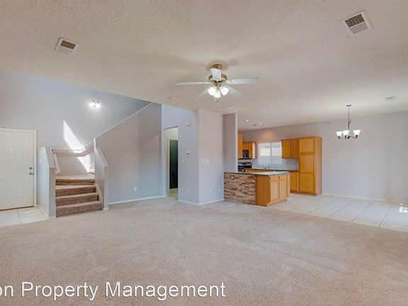 3rd image of 1128 Calle Corvo NE