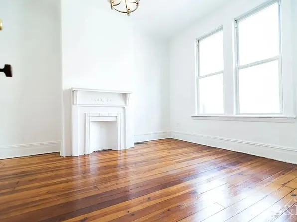 147 Diamond Street image 1 of 21