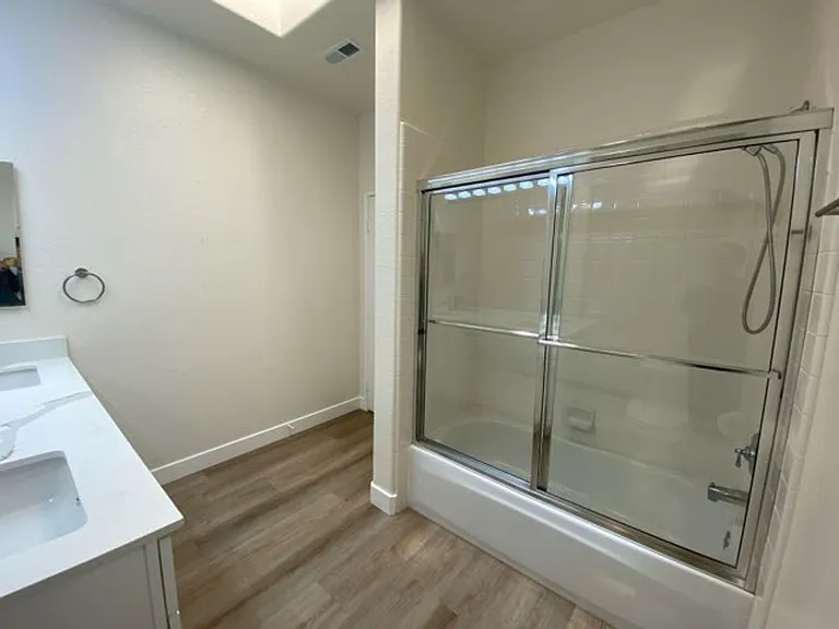 4926 Lassen Dr — Photo 15