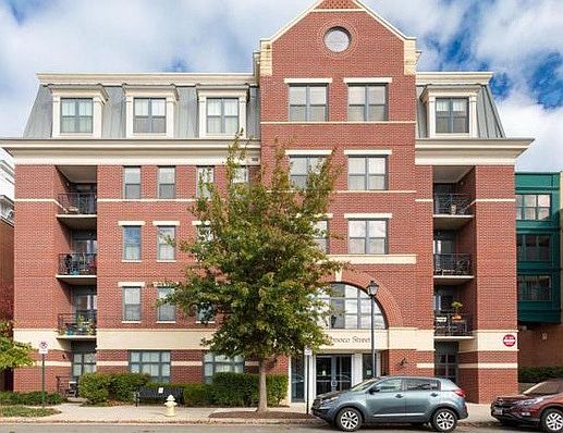 1st image of 1111 Oronoco St Unit 339