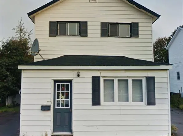 142 Lincoln Road, Grand Falls/Winsor, NL A2A1P4