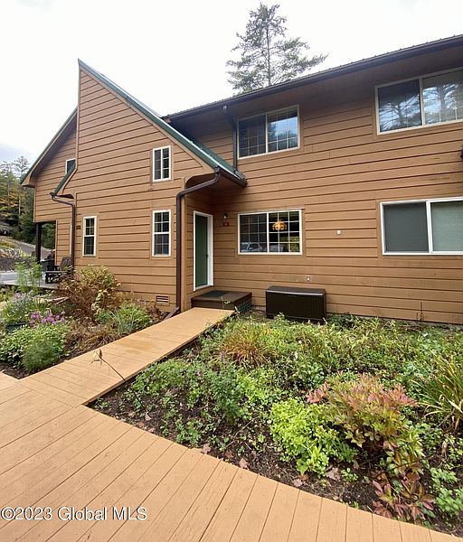2nd image of 22 Balsam Crest Court #C