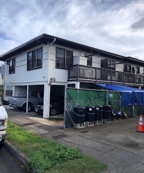 2nd image of 739 Pensacola St APT A