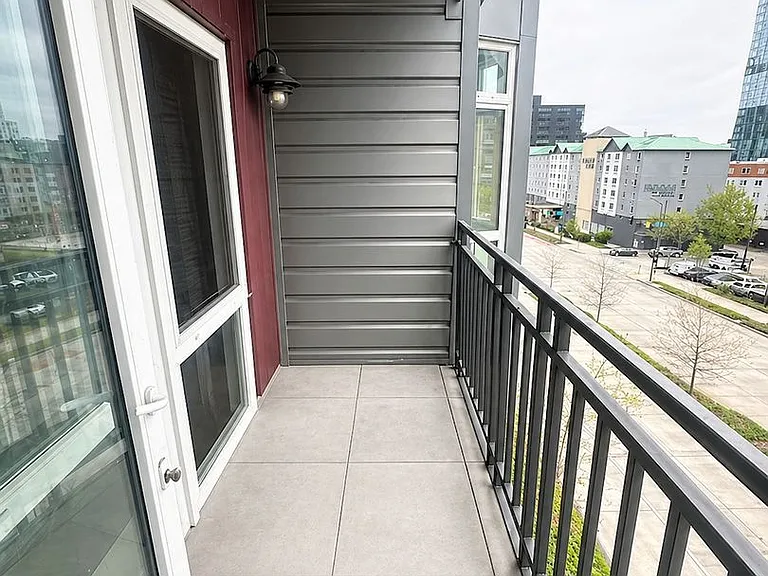 699 John St #515 — Photo 12