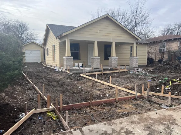 1216 E Hattie St, Fort Worth, TX 76104