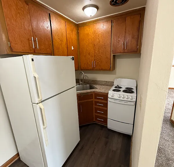 3135 S 47th St #7 — Photo 4
