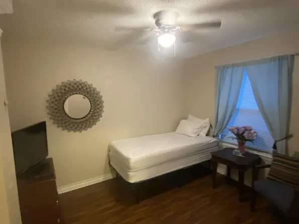 (undisclosed Address), Arlington, TX 76014