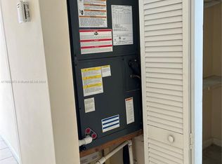 1035 SW 3rd St APT 3, Miami, FL 33130