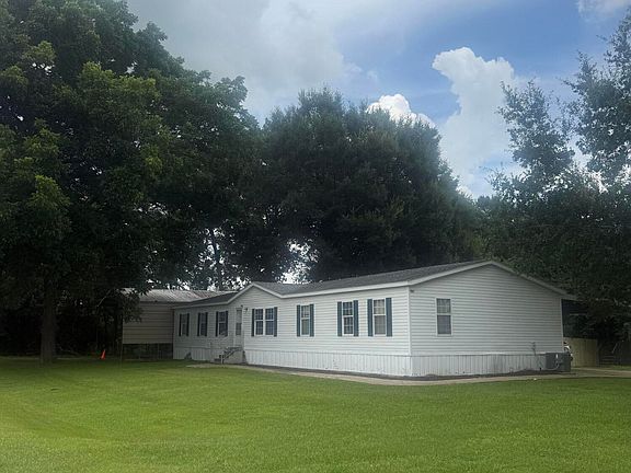 3rd image of 112 Brayden Dr