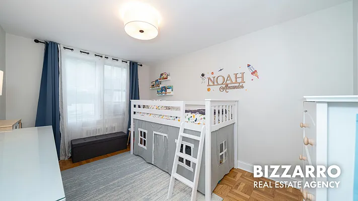 Bedroom, photo 2