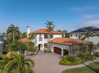 158 Ramon Way NE, Saint Petersburg, FL 33704