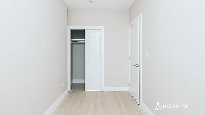 Rented by Nooklyn NYC LLC | media 8