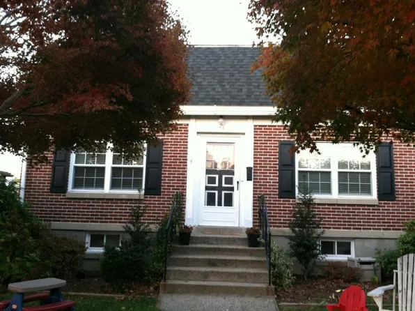 104 Seaside Ave, Bridgeport, CT 06605