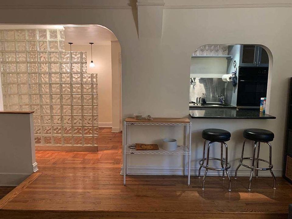 1st image of 210 W 19th St APT 1C