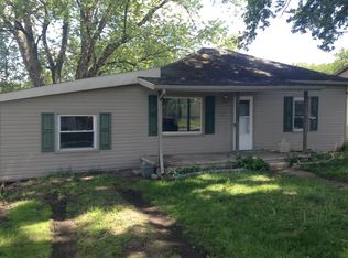 2580 S Lawn Ave, Coshocton, OH 43812