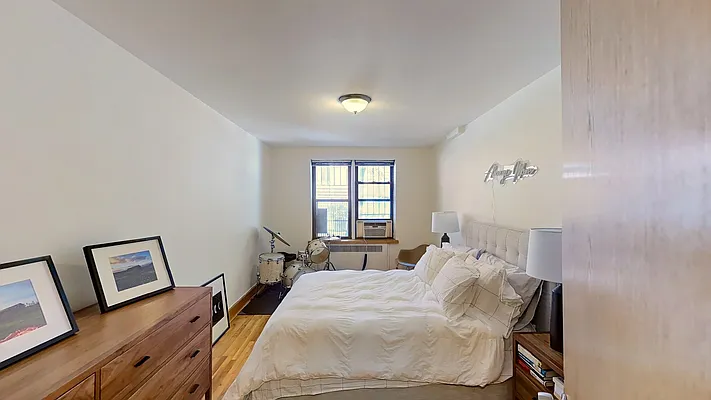 Rented by Emor Management Inc. | media 19