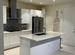 10422 NW 64th Ter, Doral, FL 33178