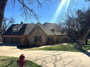 3812 Creek Bank Dr, Edmond, OK 73003