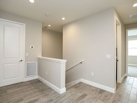 5th image of 2626 Seychelles Cir #1405