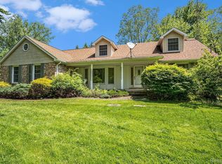 12301 Pecos Ln, Holly, MI 48442