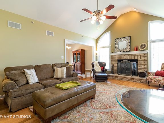 4th image of 16082 S Penny Ln