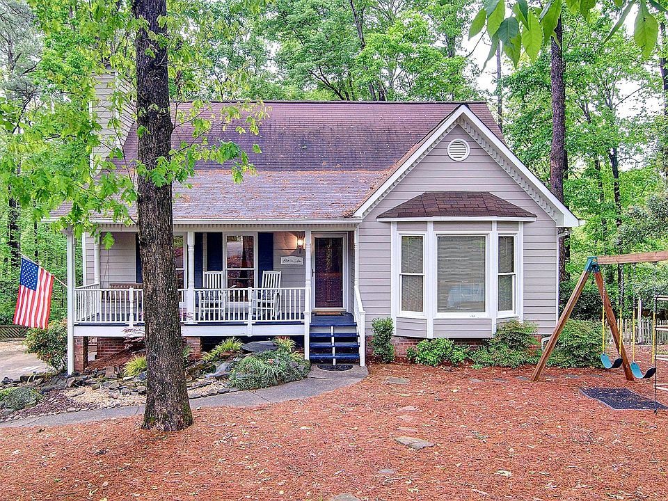 1st image of 405 Half Hitch Ct