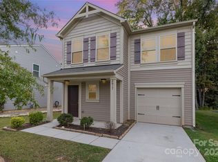 2617 Riley Woods Ln, Charlotte, NC 28269