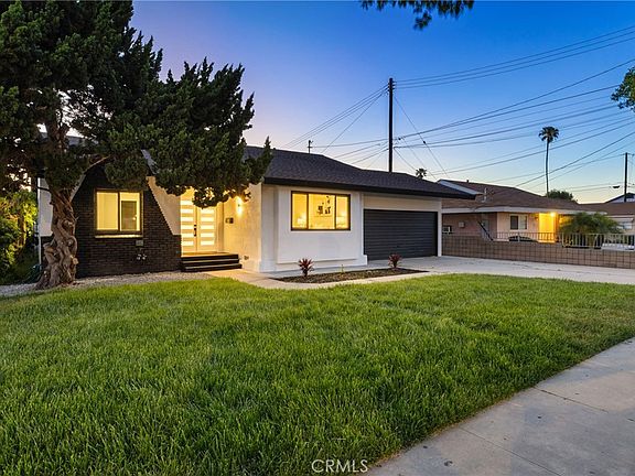 5th image of 15529 Cornuta Ave