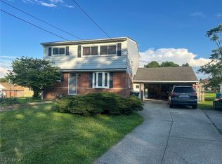 4926 E Wallings Rd, Broadview Heights, OH 44147