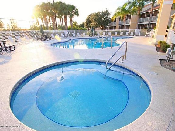 3rd image of 3139 Sun Lake Ct #0