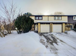 93 Hansen Rd N #7, Brampton, ON L6V3C8