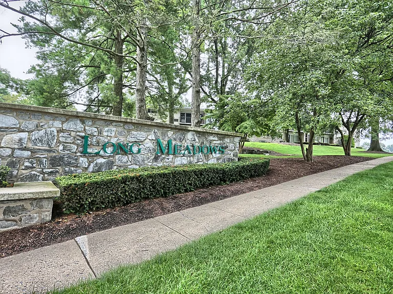Long Meadows Apartments — Photo 3