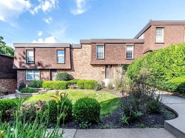 13481 Coliseum Dr, Chesterfield, MO 63017