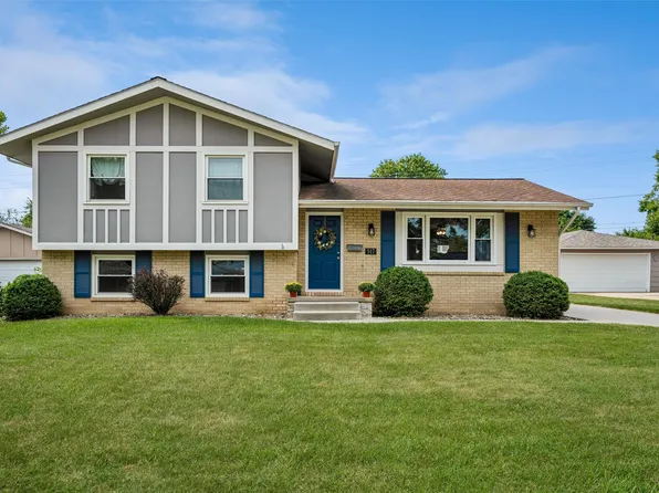 517 SE 9th St, Ankeny, IA 50021