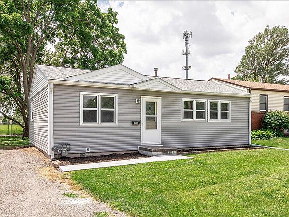 2nd image of 1729 Avenue L