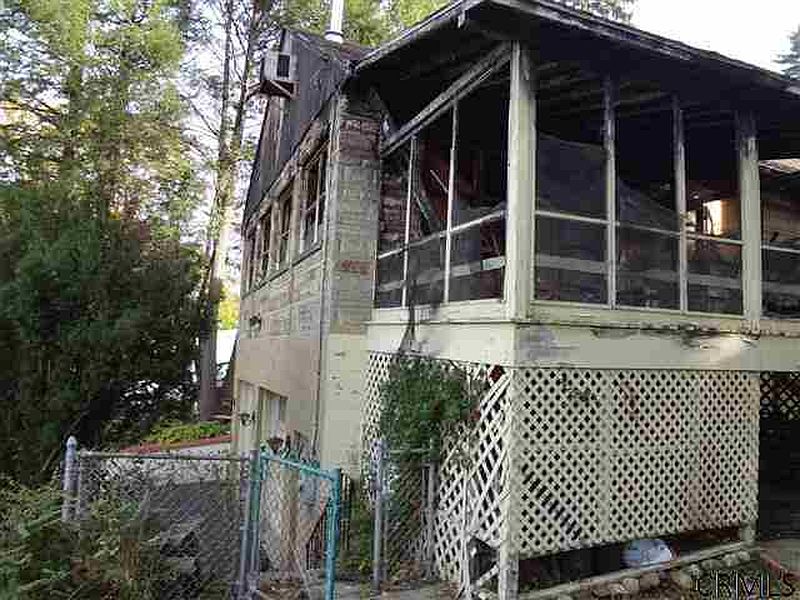 4th image of 27 24TH Street