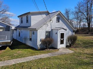 1932 Community Center Rd, Chambersburg, PA 17202