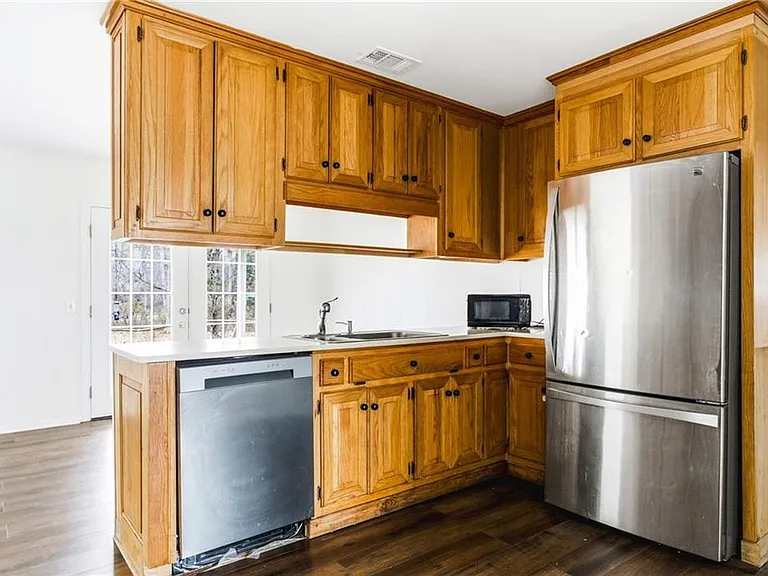45 Chaffin Rd — Photo 8