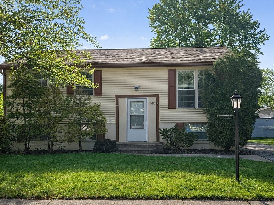 1st image of 19613 Redwood Ln