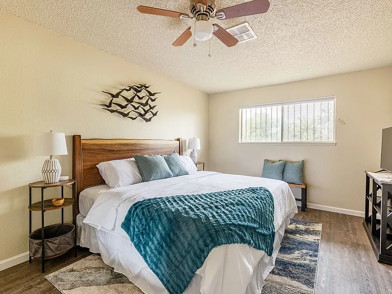 1329 E San Ramon Ave — Photo 61