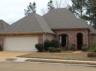 722 Orleans Cir, Ridgeland, MS 39157