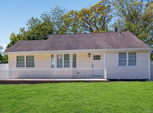 23 Champlain Street, Port Jefferson, NY 11776